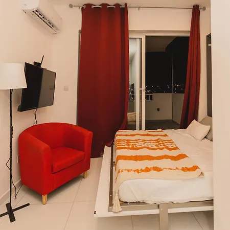 Stunning 1bdr Main Street Penthouse! Near Sea! Apartamento Gzira